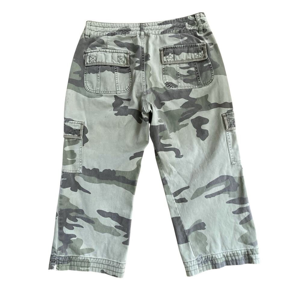 Vintage Y2k PB Basics Cotton Camo Low Rise Crop Cargo Capris Long Shorts Size M - Picture 3 of 8